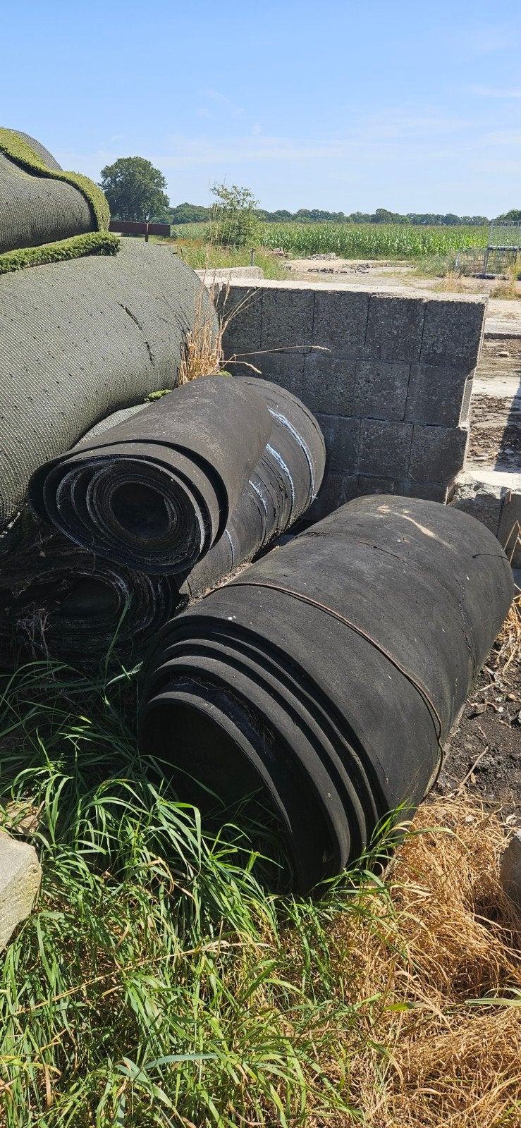 Gebruikte rubber stalmatten, Ophalen