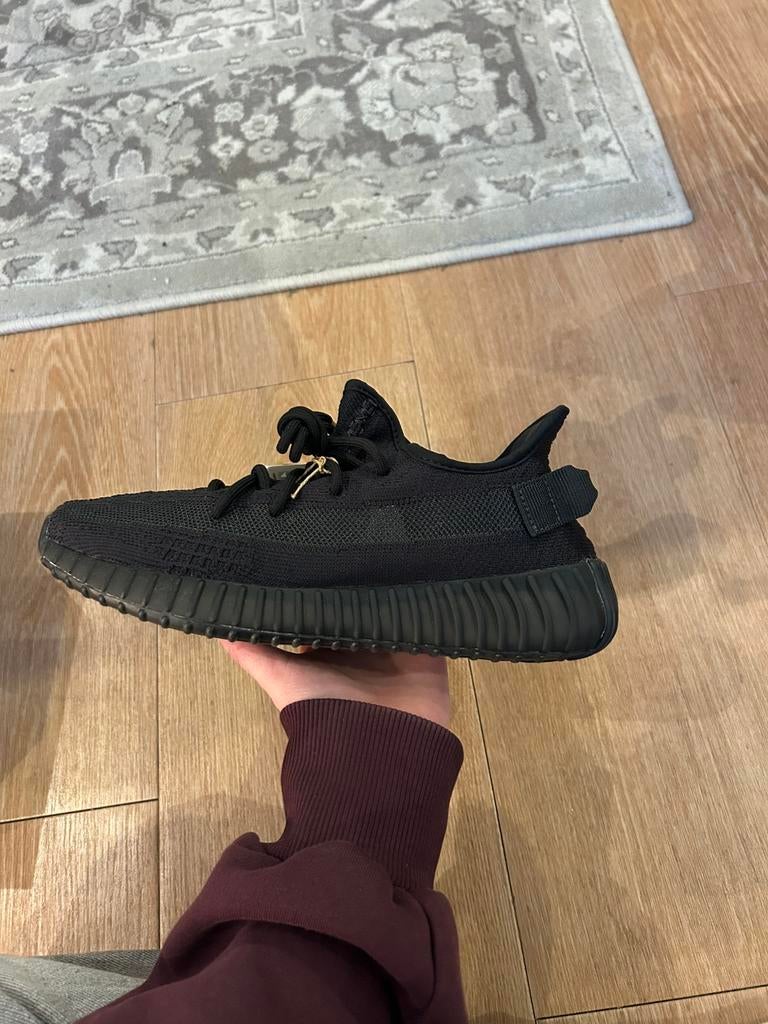 Adidas yeezy boost 350 Onyx, maat 40 2/3, Kleding | Heren, Schoenen, Ophalen of Verzenden, Nieuw, Zwart