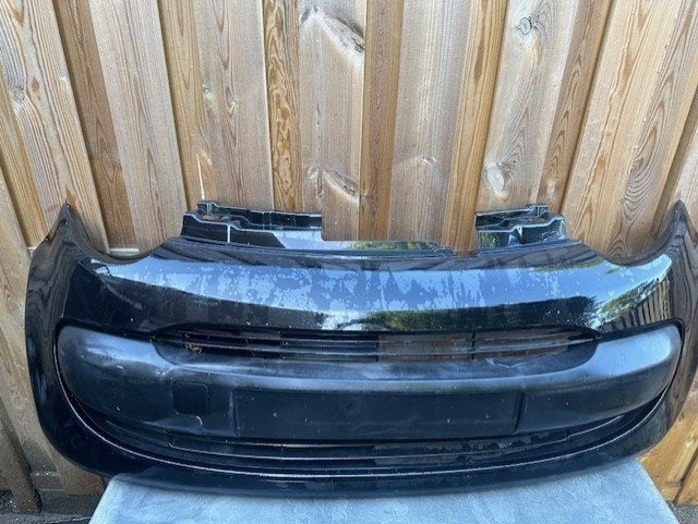 Voorbumper Peugeot 107 of Citroen C1, Ophalen, Gebruikt, Voor, Bumper