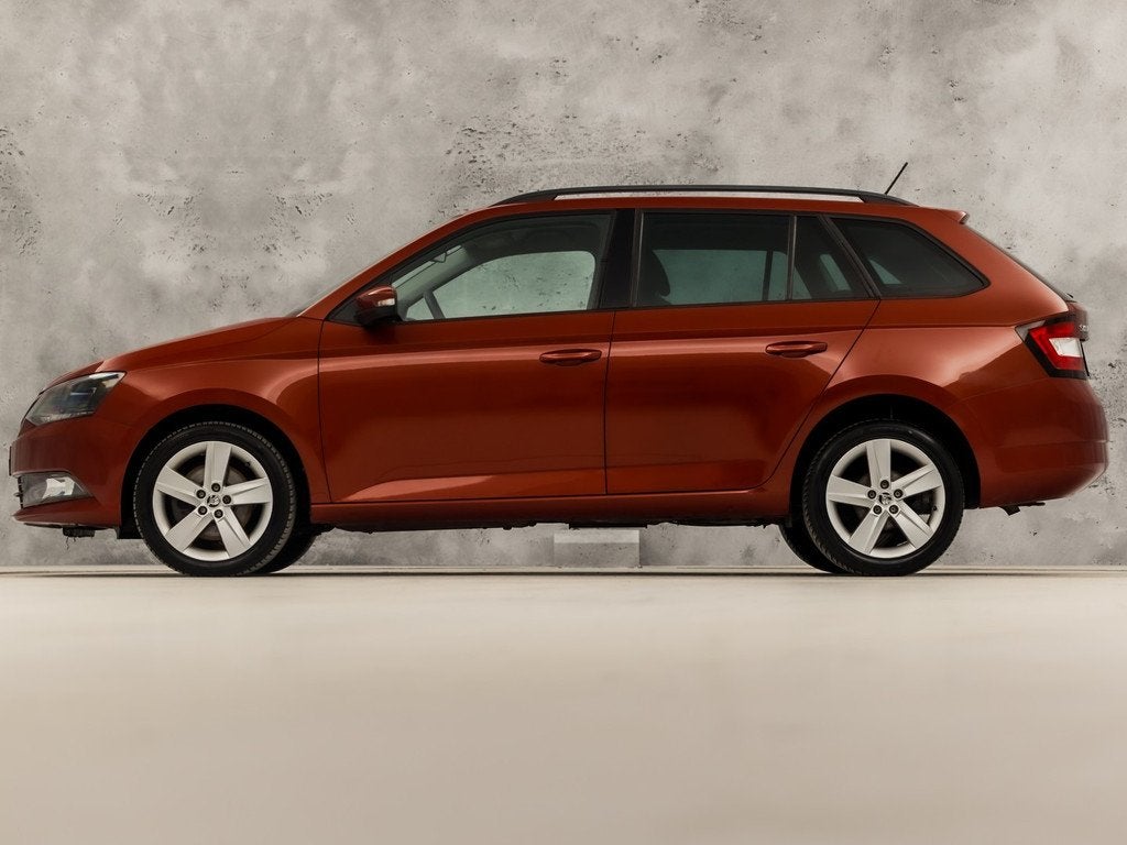 Skoda Fabia Combi 1.2 TSI Sport (NAVIGATIE, CLIMATE, GETINT, 12 maanden, Stof, Gebruikt, 4 cilinders