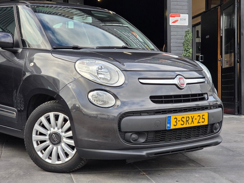 Fiat 500 L Living 0.9 TwinAir Easy|Airco|Navi|Trekhaak|NAP, Auto's, Stof, Gebruikt, Euro 6, Origineel Nederlands