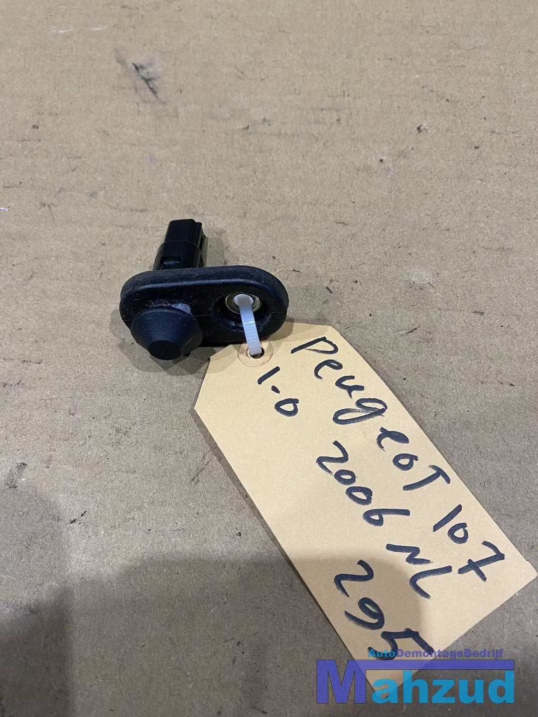 PEUGEOT 107 C1 AYGO Deur contact schakelaar 2005-2014, Taurusavenue 1
2132 LS  Hoofddorp, NL, Gebruikt, Contact.group@renault.com