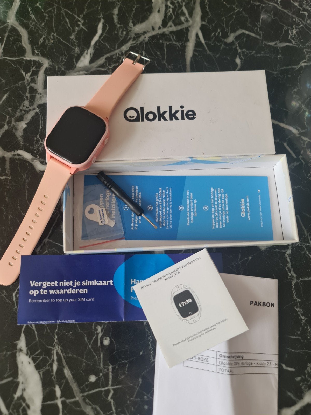Qlokkie Kids GPS Horloge Roze met oplader en doos smartwatch, Ophalen, Alokkie, Zo goed als nieuw, Roze