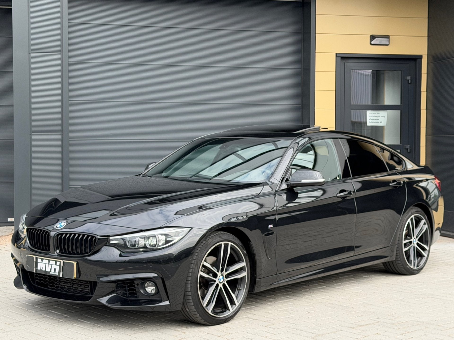 BMW 4-serie Gran Coupé 418i M Sport - M-Pakket - Automaat -, Auto's, Zwart, Bedrijf, Nieuw, 3 cilinders