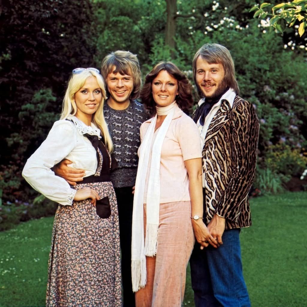 Gezocht: Abba!, Verzamelen, Ophalen of Verzenden, Boek, Tijdschrift of Artikel