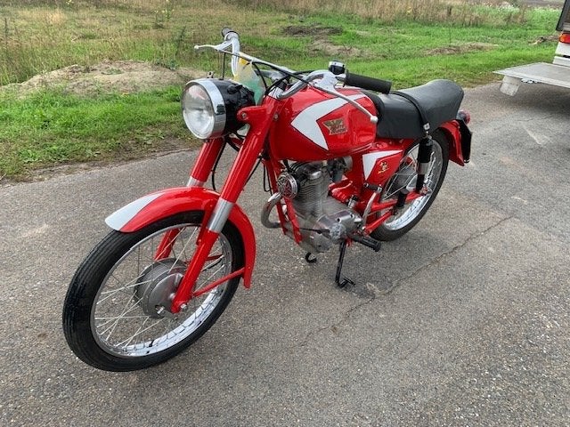 Moto Morini Corsaro 150 - Klassieke Italiaanse Schoonheid, Info@motomorini.eu, Via Porrettana 375, 40033 Casalecchio di Reno BO, Italië