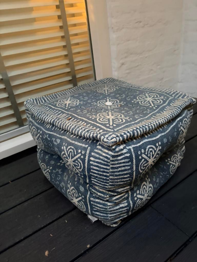 Bohemian poef  – decoratief en handig, Ophalen, Zo goed als nieuw, Rond, Minder dan 50 cm