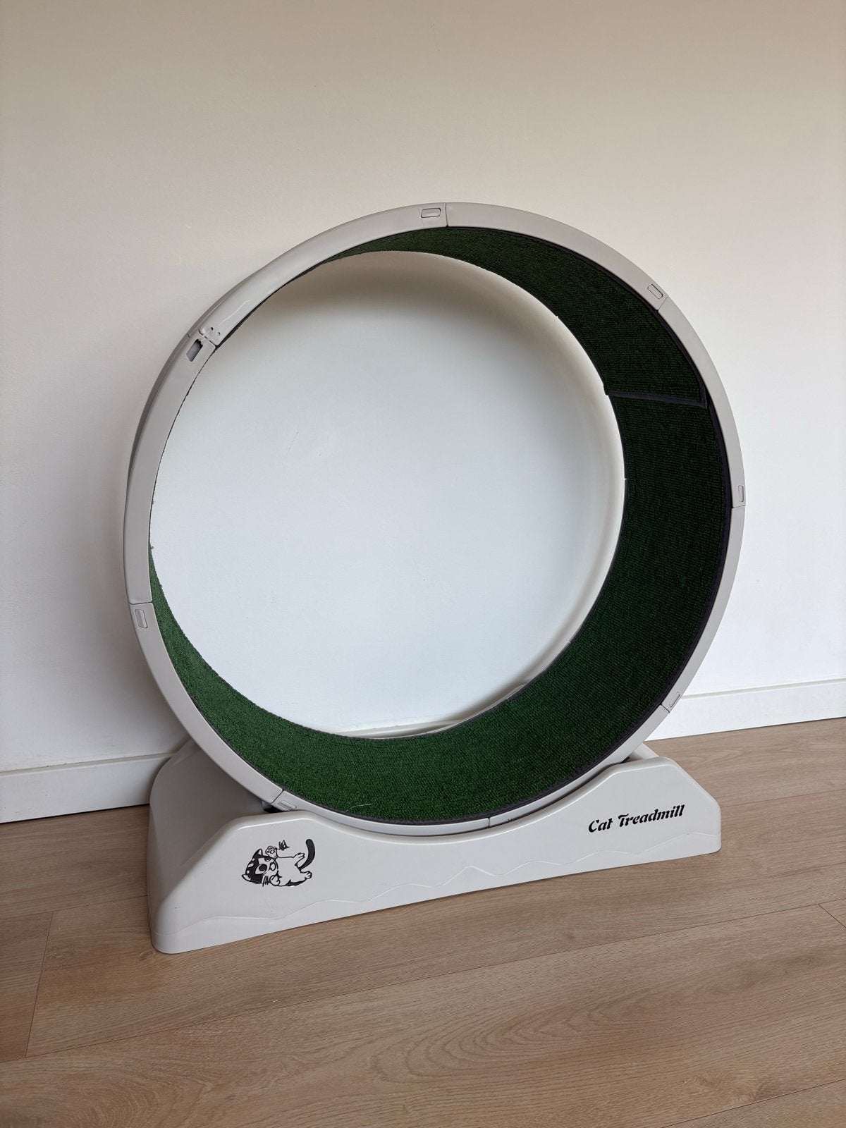 Kattenwiel Loopband, Ophalen