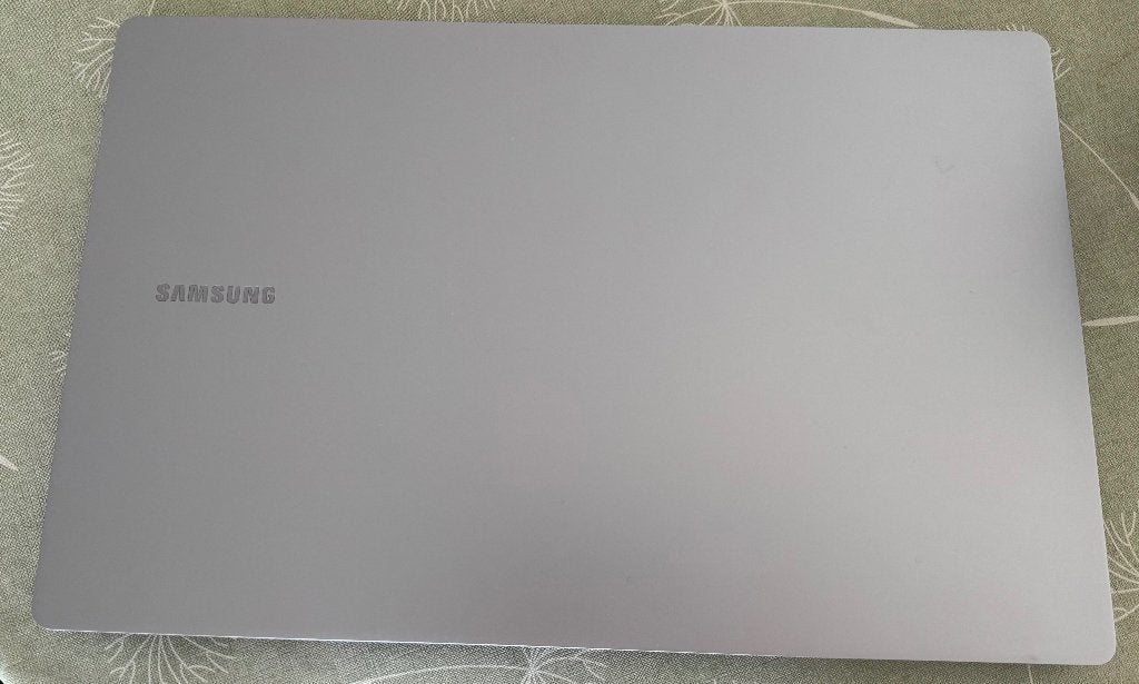 Samsung Galaxy Book 4 Edge 15,6 inch, Computers en Software, Windows Laptops, Ophalen, Met videokaart, 2 tot 3 Ghz, Nieuw