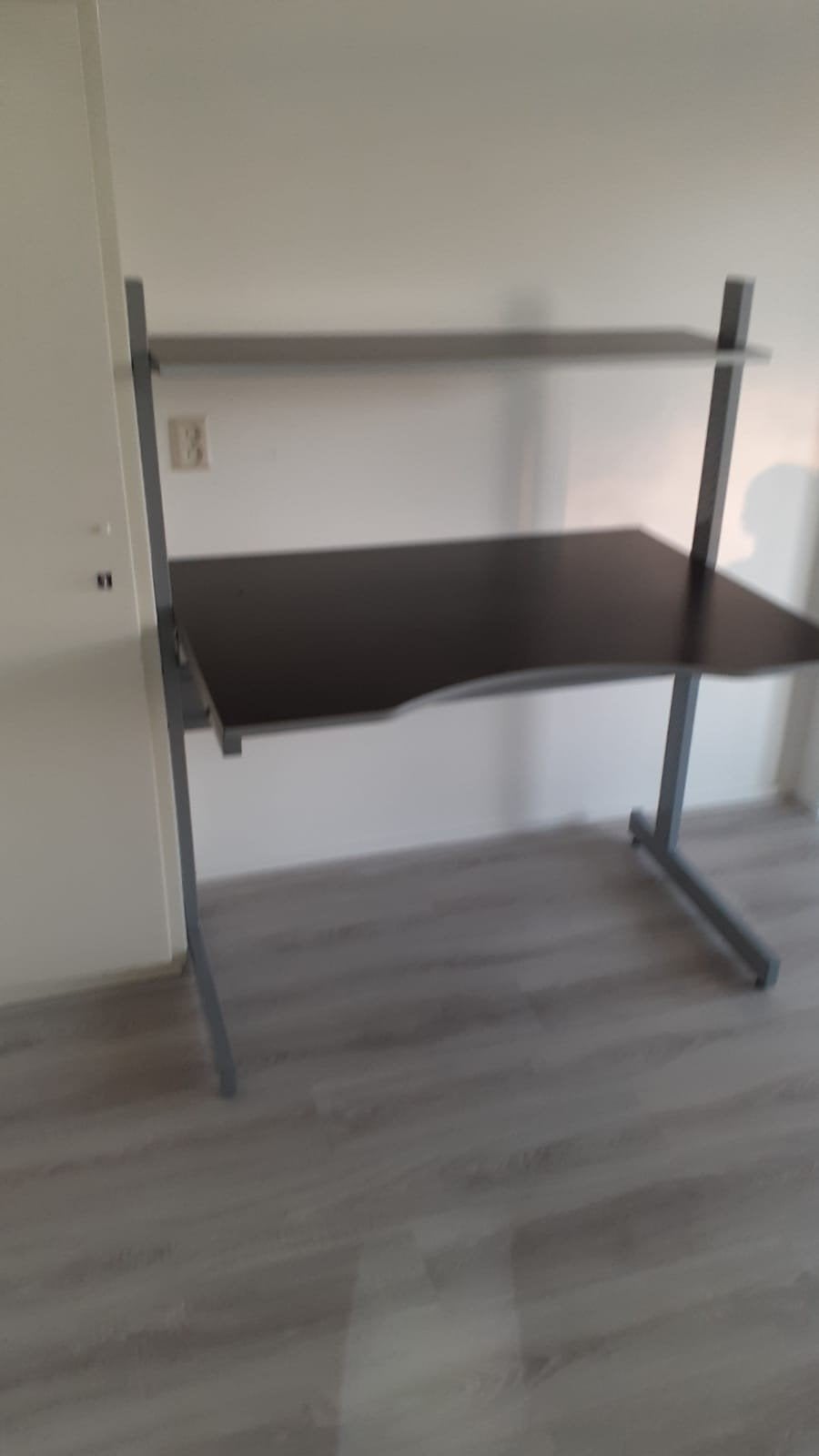 Bureau (zwart/zilver), Ophalen, Gebruikt