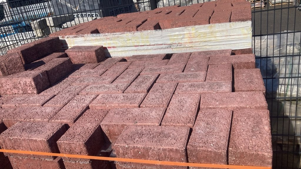Betonklinker rood uitgewassen (38m2), Tuin en Terras, Tegels en Klinkers, Ophalen, Gebruikt, Beton, Klinkers