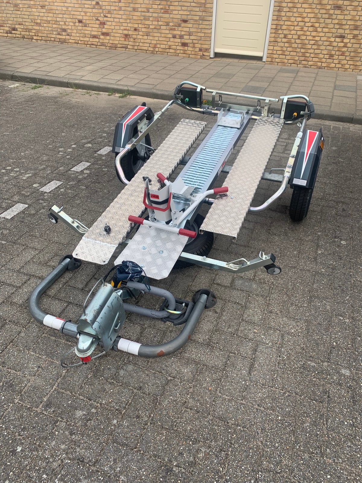 Motor en fiets(en)  aanhanger Erde in nieuwstaat, Ophalen, Zo goed als nieuw