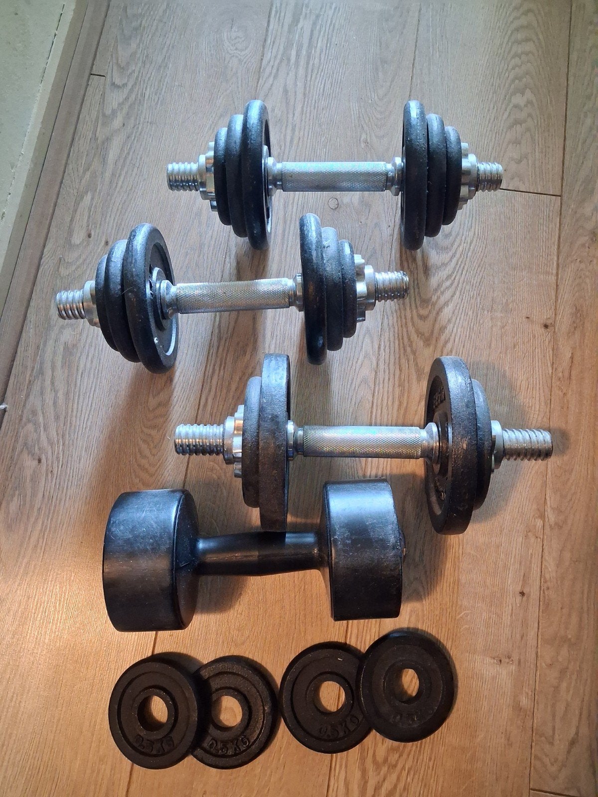 Dumbbells set 3.5kg, 5kg en 0.5kg schijven, Ophalen of Verzenden, Gebruikt, Dumbbell