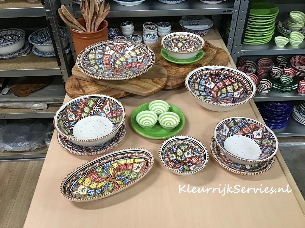 Kleurrijk Servies, Tunesische borden en schalen, Goirle, Nieuw, Ophalen of Verzenden, Schaal of Schalen