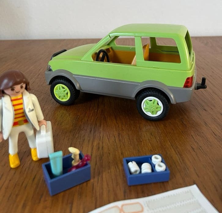 Playmobil dierenarts auto 4345, Kinderen en Baby's, Ophalen of Verzenden, Gebruikt