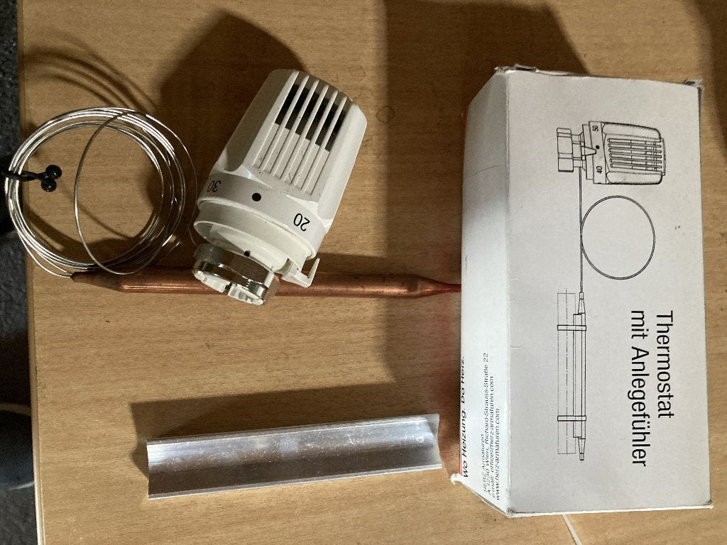 Herz - Radiatorthermostaatknop thermostaat + cap voeler, Doe-het-zelf en Verbouw, Thermostaat, Minder dan 30 cm, Nieuw, Minder dan 60 cm