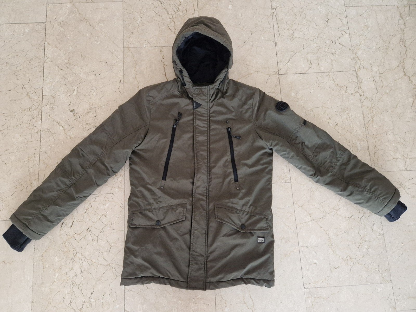 Cars winterjas 176, legergroen, Kleding | Heren, Jassen | Zomer, Cars Jeans, Overige maten, Ophalen of Verzenden, Gedragen