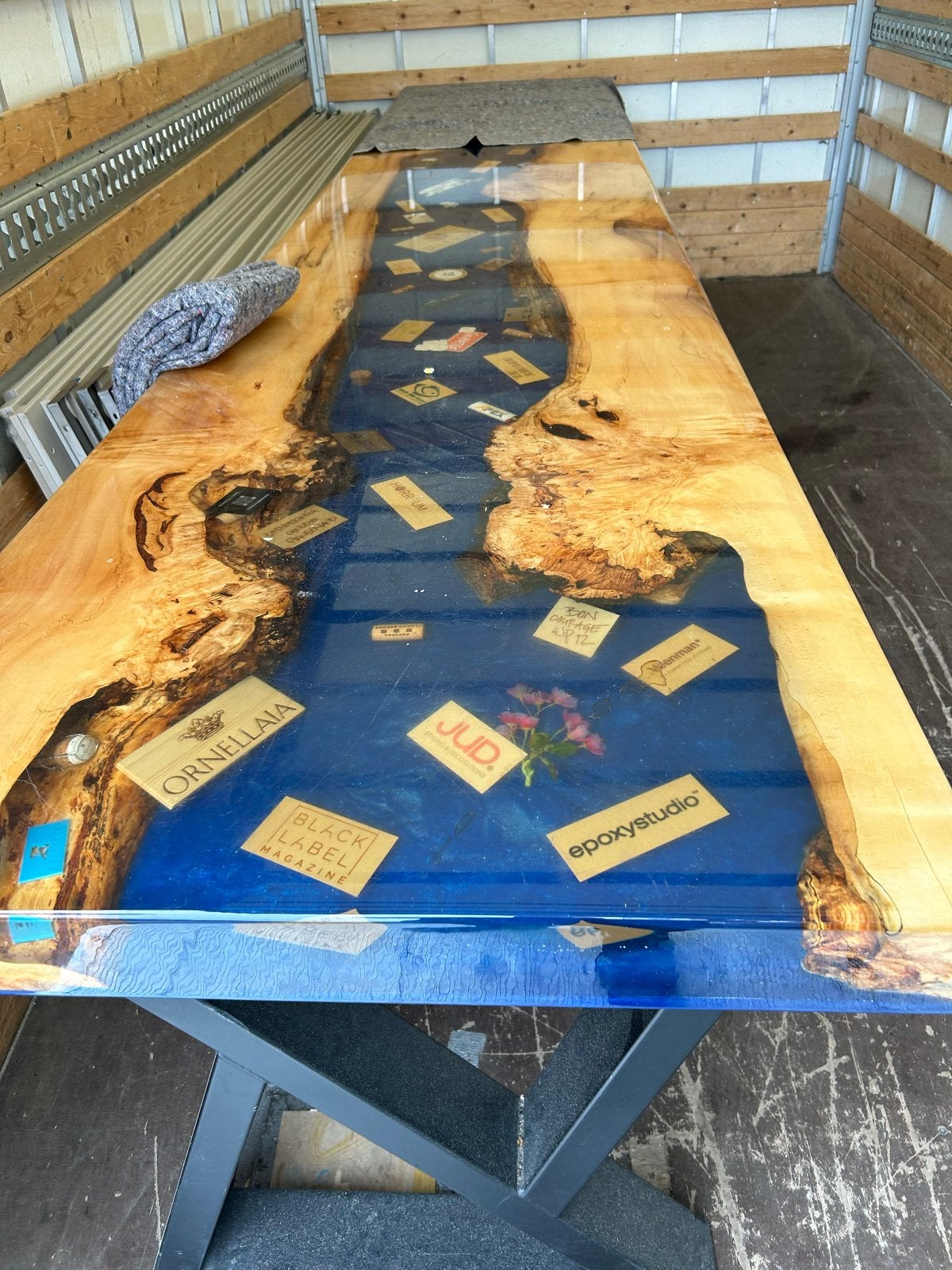 Unieke 4 meter Epoxy Tafel - De grootste op Marktplaats!, 100 tot 150 cm, 200 cm of meer, Ophalen of Verzenden, Zo goed als nieuw