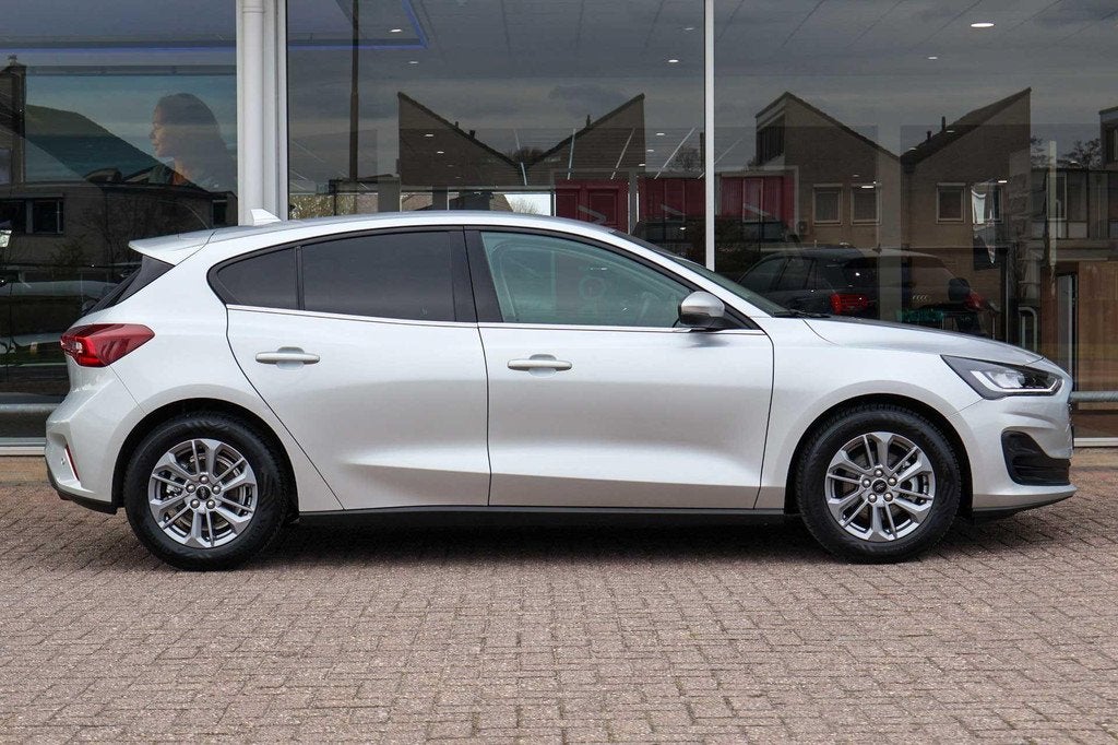 Ford Focus 1.0 EcoBoost 125pk Hybrid Titanium | Navigatie |, Auto's, Ford, 12 maanden, Gebruikt, Origineel Nederlands, Bedrijf