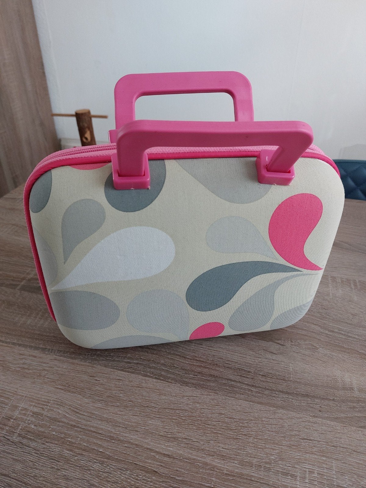 Leuke roze kinderkoffer met patroon, Overige materialen, Gebruikt, Verzenden, Minder dan 50 cm