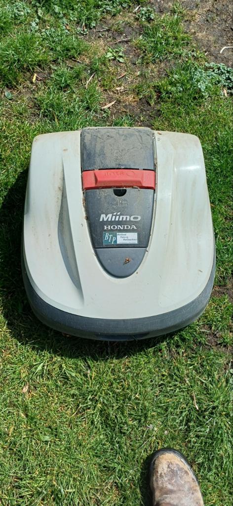 Honda Miimo Robotmaaier - Automatisch grasmaaien, Ophalen, Cirkelmaaier, Honda, Gebruikt