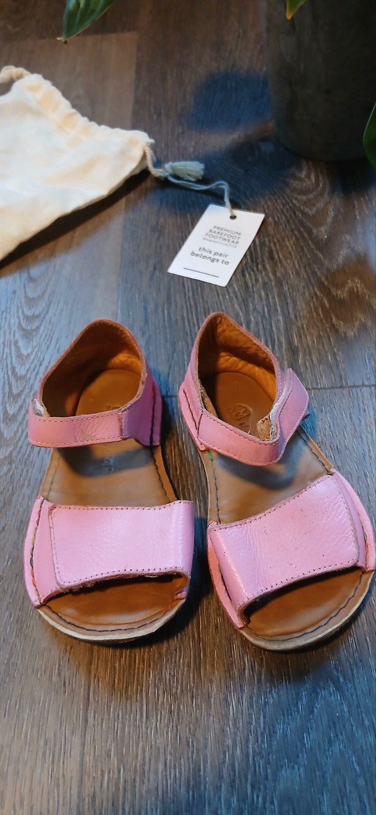 Barefoot sandaaltjes van leer, maat 25, Meisje, Ophalen of Verzenden, Minimus, Gebruikt