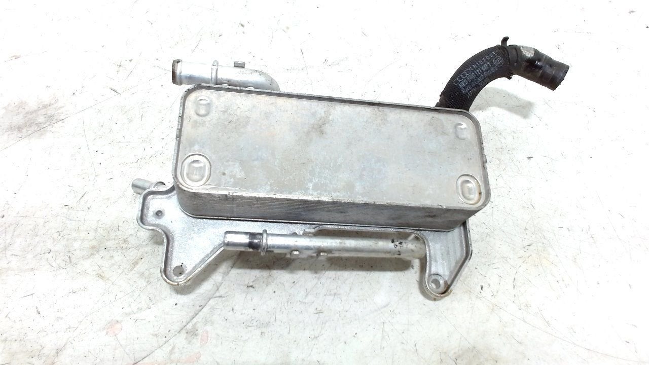 Oliekoeler Audi RS 4, Onderdelen@venauto.nl, Van der Ven Autorecycling B.V., Gebruikt, Ettenseweg 76, 4706 PB Roosendaal, The Netherlands