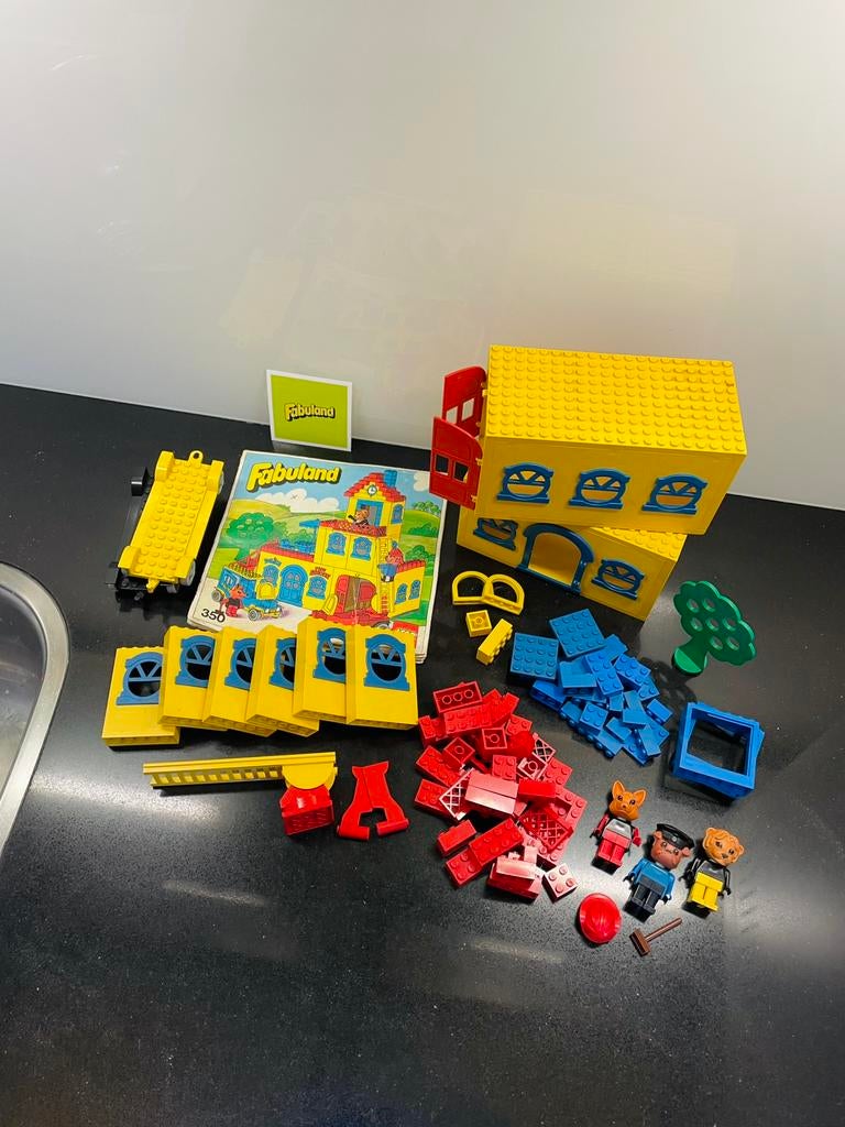 Lego Fabuland 350 | Town Hall Parts, Kinderen en Baby's, Speelgoed | Duplo en Lego, Ophalen of Verzenden, Zo goed als nieuw