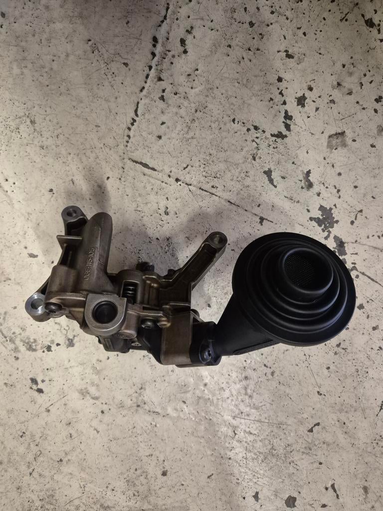 Oliepomp gebruikt audi 3.0 tfsi CGWD motor, Ophalen of Verzenden