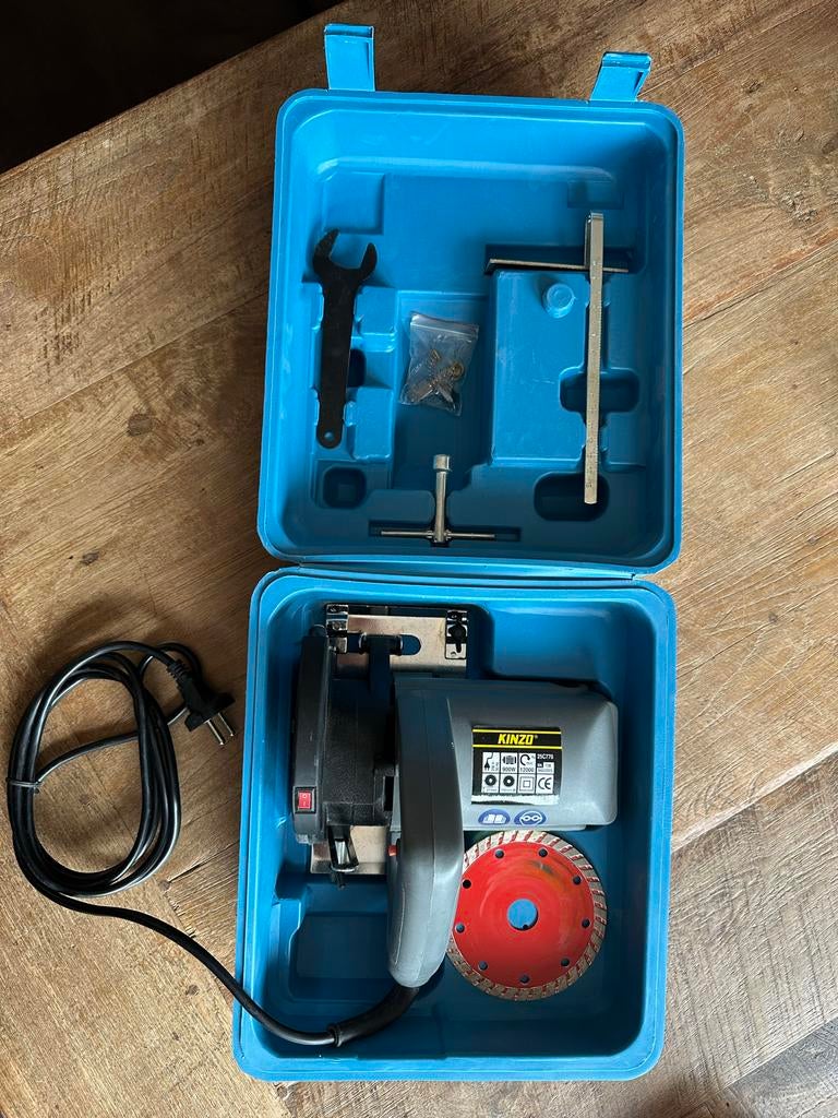 Kinzo Tegelzaagmachine - Compact en Krachtig, Minder dan 30 mm, Gebruikt, Overige typen, 600 tot 1200 watt