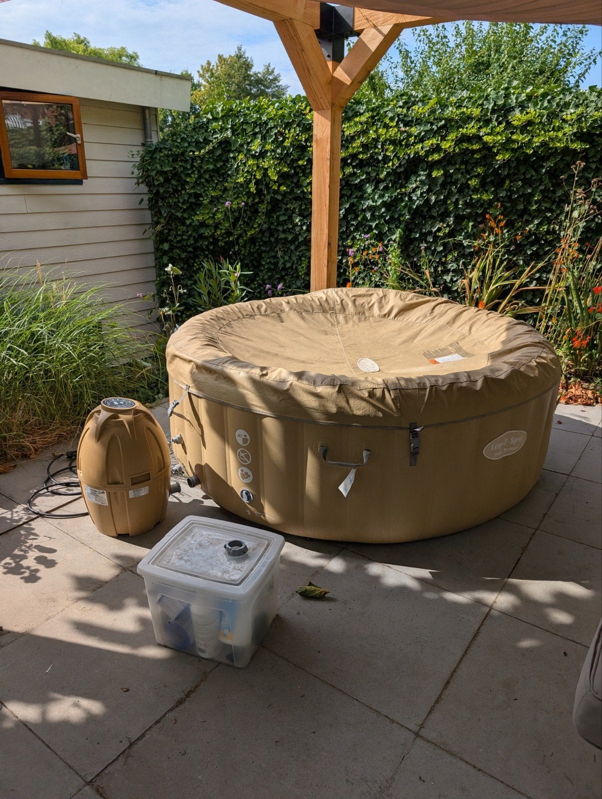 Lay-Z-Spa opblaasbare jacuzzi - verwarmt en bubbelt, Ophalen, Gebruikt, Minder dan 80 cm, Opblaaszwembad