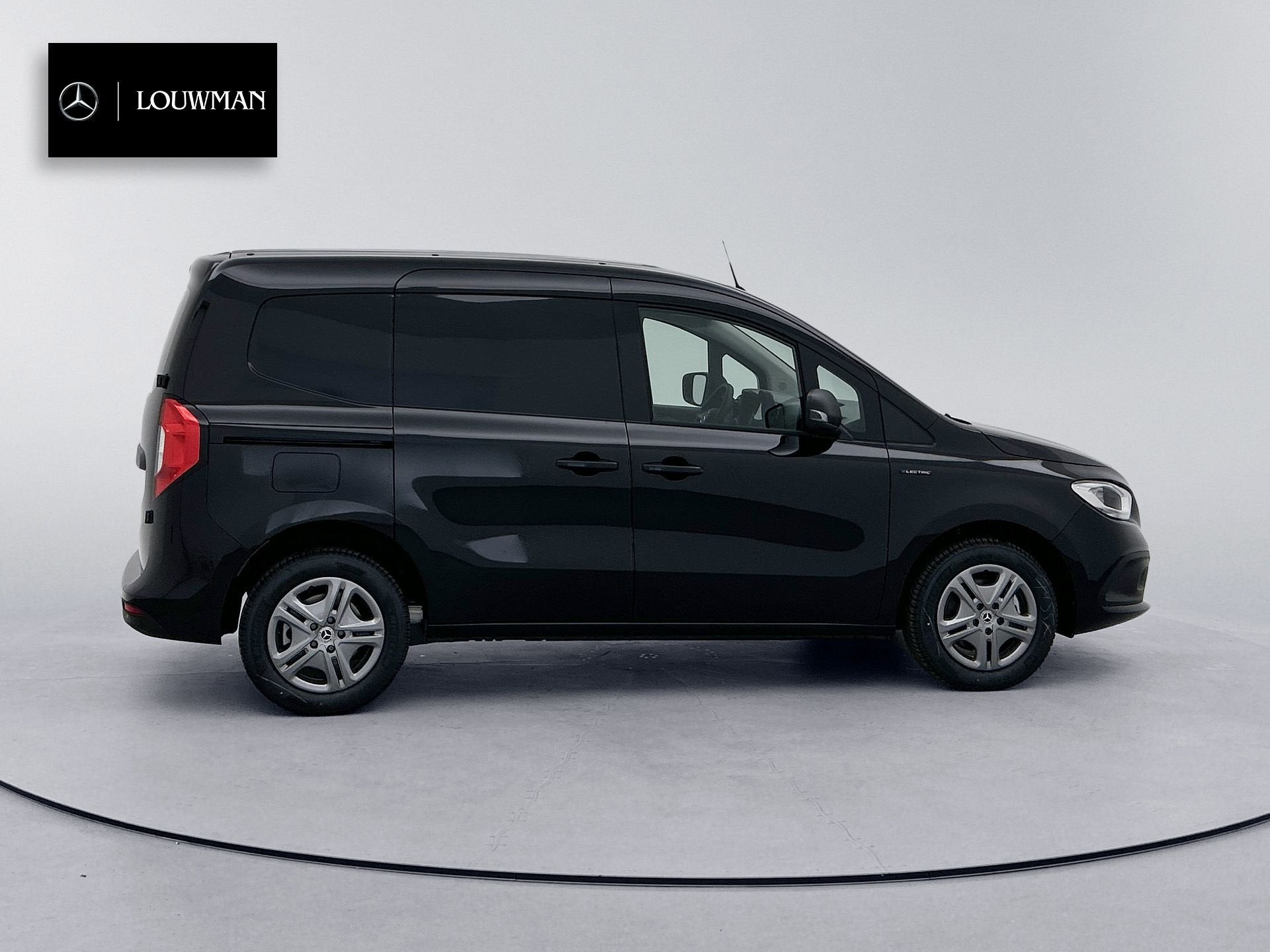 Mercedes-Benz eCitan 0,99% RENTE - 112 L1 BUSINESS SOLUTION, Auto's, Bestelauto's, Stof, Zwart, Mercedes-Benz, Nieuw
