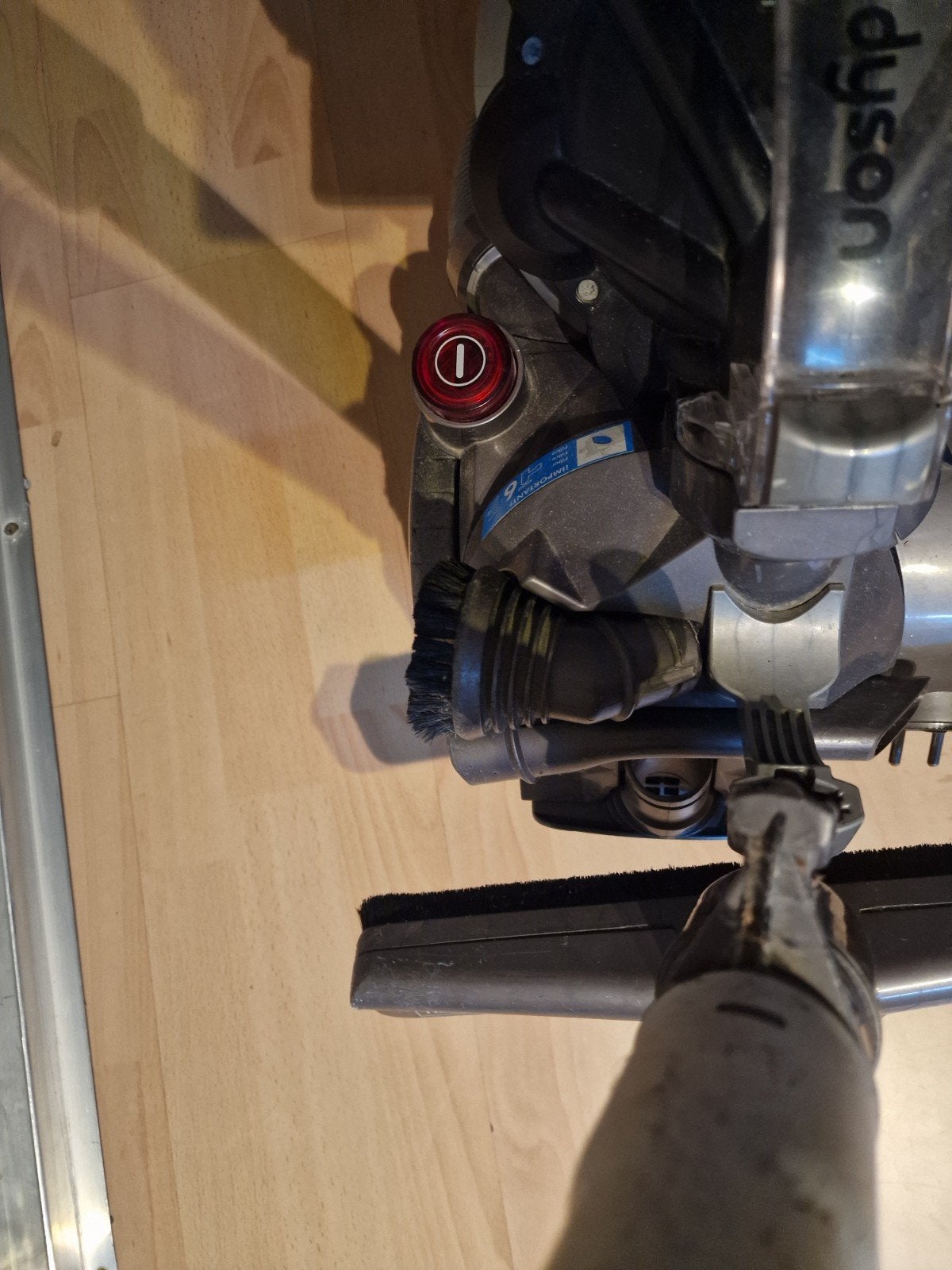 Dyson DC19 Sledestofzuiger - Krachtige stofzuiger, Witgoed en Apparatuur, Ophalen, Gebruikt, Dyson, Sledestofzuiger
