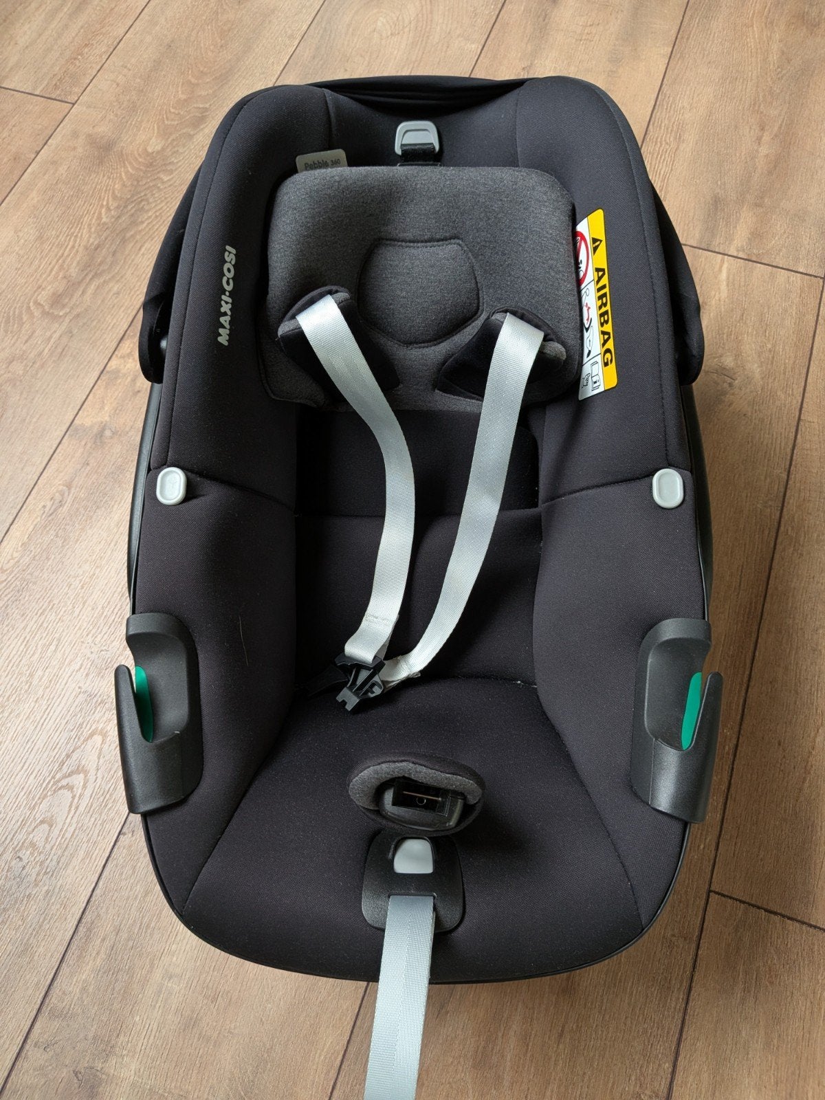 Zeer nette Maxi-Cosi Pebble 360 incl. i-Size kussen, Ophalen, Zo goed als nieuw, Isofix, 0 t/m 13 kg