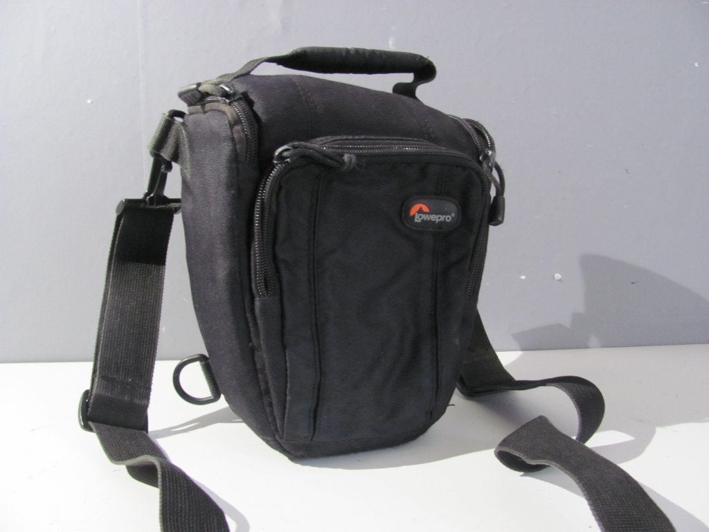 cameratas van LOWEPRO met extra afsluitbaar voorvak, Lowepro, Ophalen of Verzenden, Zo goed als nieuw, Zwart