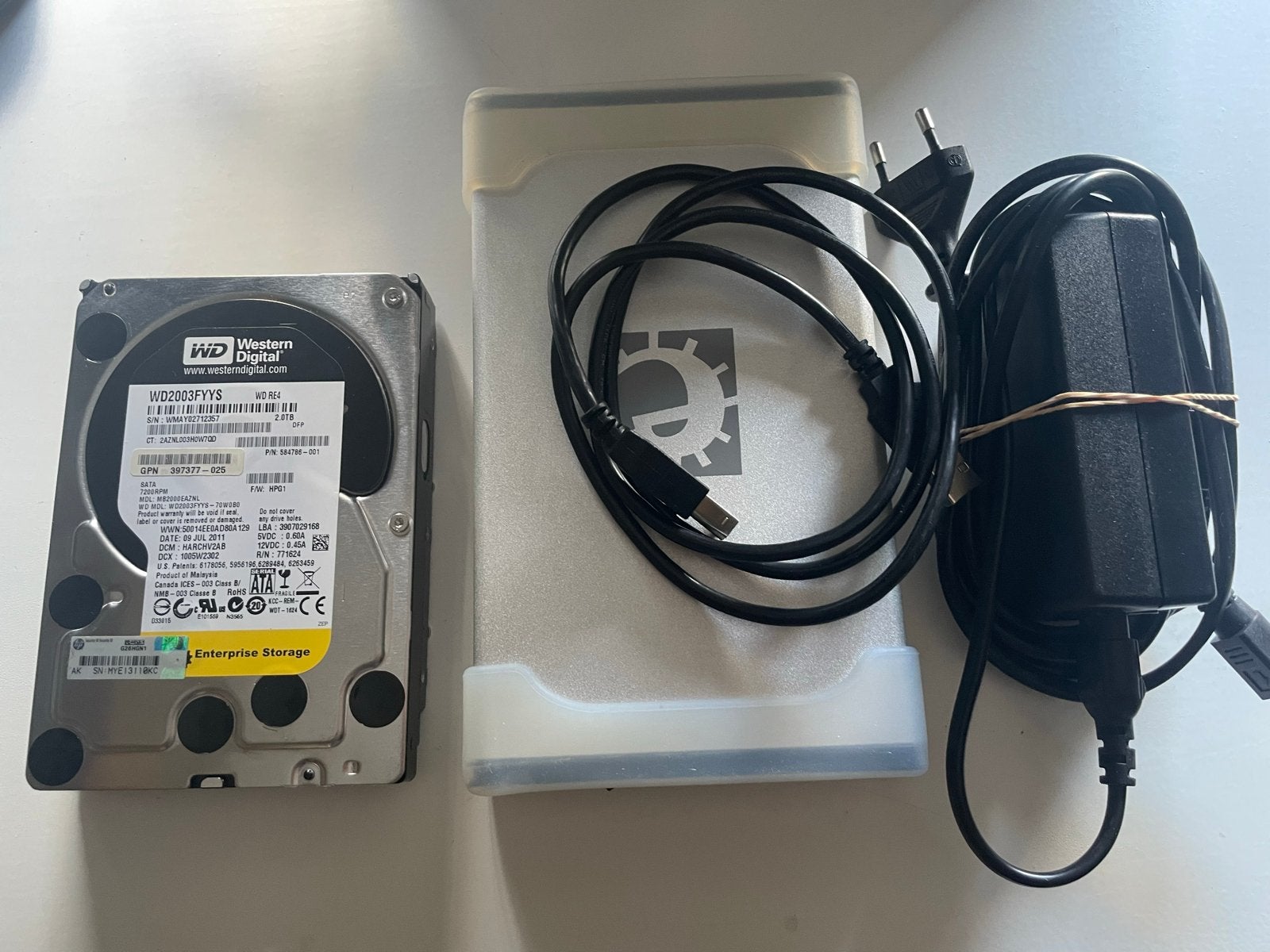 2x Externe harde schijf beide WD: 2TB en 250GB in behuizing, Gebruikt, Server, HDD, Ophalen of Verzenden