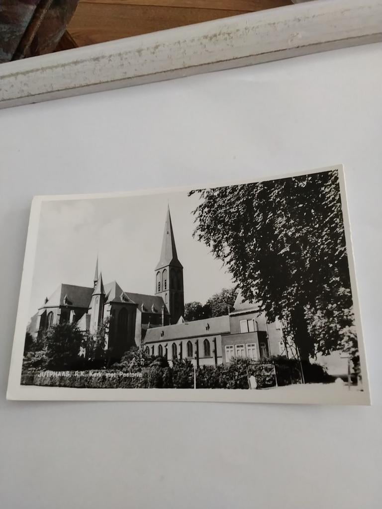 JUTPHAAS. R.K.,KERK MET PASTORIE, Verzamelen, Ophalen of Verzenden, Voor 1920, Groningen