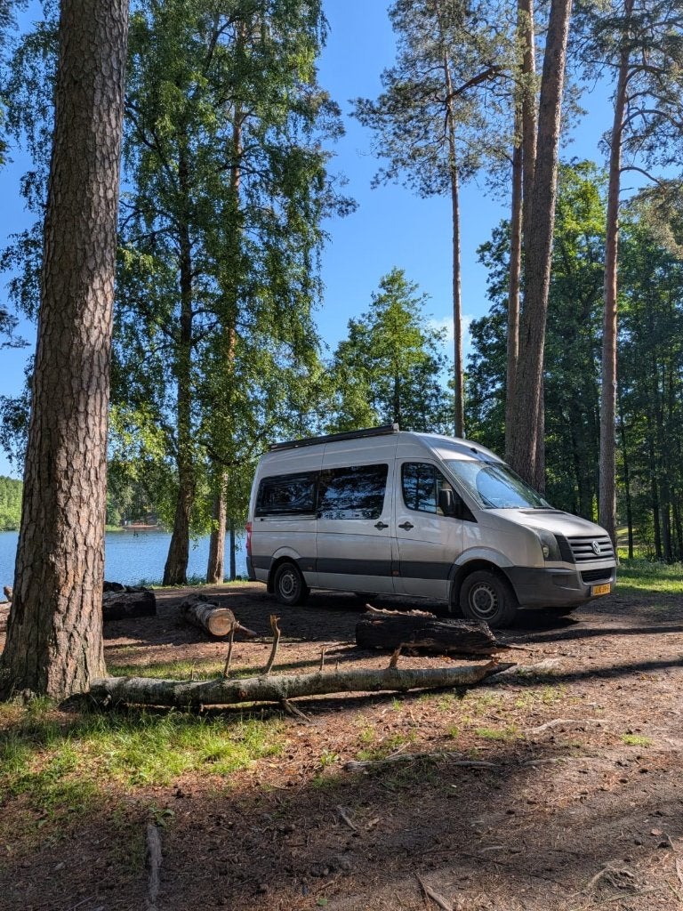 VW Crafter L2H2 2016 | 101k km | off-grid | direct reisklaar, Caravans en Kamperen, Buscamper of Camperbus, Koelkast, Volkswagen