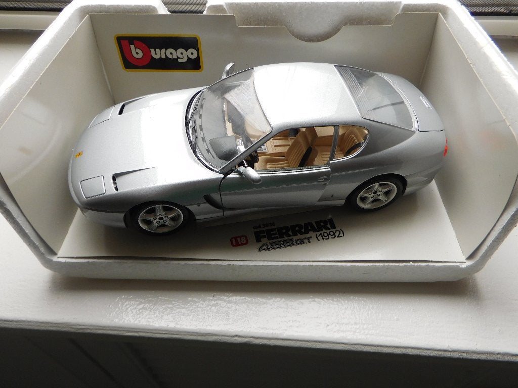 bburago ferrari 456 gt 1/18 in doos, Hobby en Vrije tijd, Modelauto's | 1:18, Ophalen of Verzenden, Zo goed als nieuw, Bburago