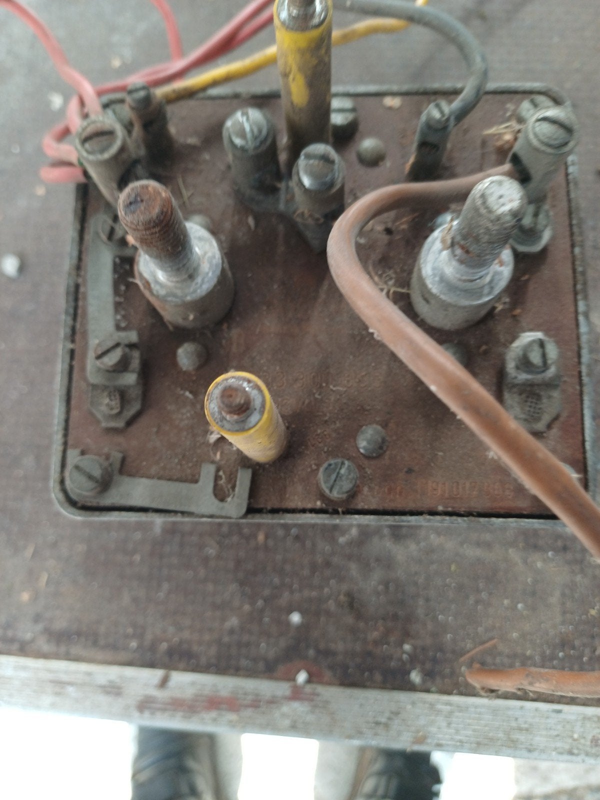 Accu omvormer 12V naar 24V, Gebruikt, Universele onderdelen