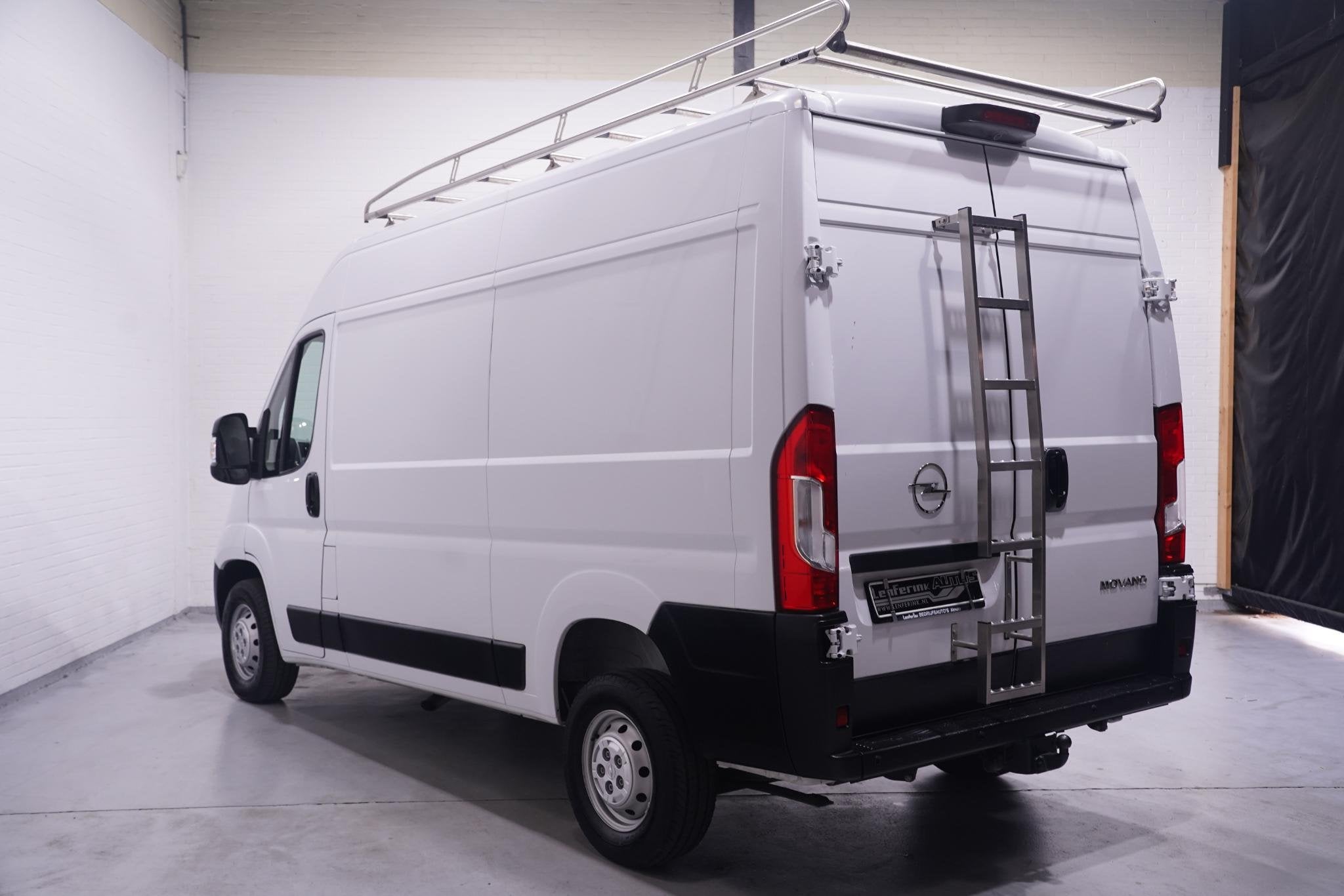 Opel Movano 2.2D 140 pk L2H2 Navi, Camera, Imperiaal met Tra, Auto's, Voorwielaandrijving, Stof, Gebruikt, 4 cilinders
