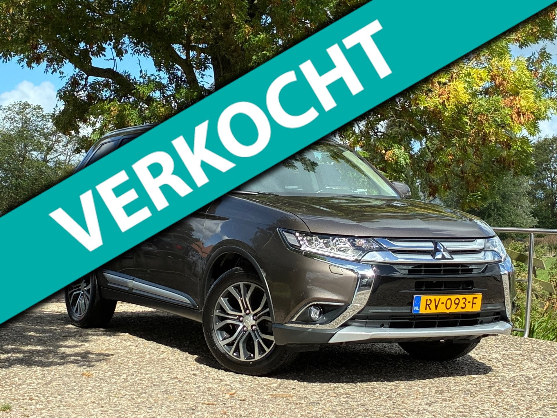 Mitsubishi Outlander 2.0 Connect Pro | Automaat | DAB + Carp, Auto's, Stof, 4 cilinders, Origineel Nederlands, 1600 kg