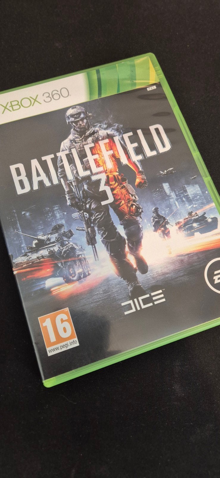 Battlefield 3 - Xbox 360 (2 discs), Online, Gebruikt, Vanaf 18 jaar, Shooter