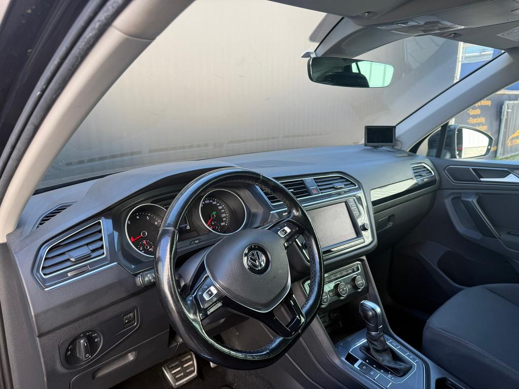 Volkswagen Tiguan 1.4 TSI ACT Highline Automaat Lane Assist, Auto's, Stof, 4 cilinders, 150 pk, SUV of Terreinwagen