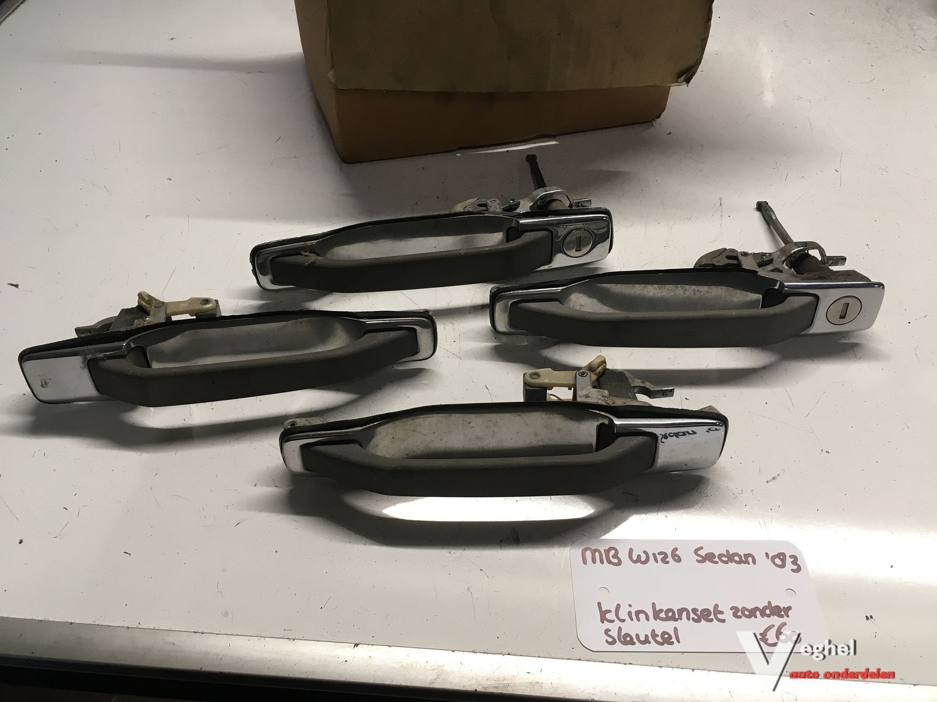 Mercedes W126 1983 Deurklink Chrome set van 4 ( zonder sleut, Auto-onderdelen, Gebruikt, -, Deur, -