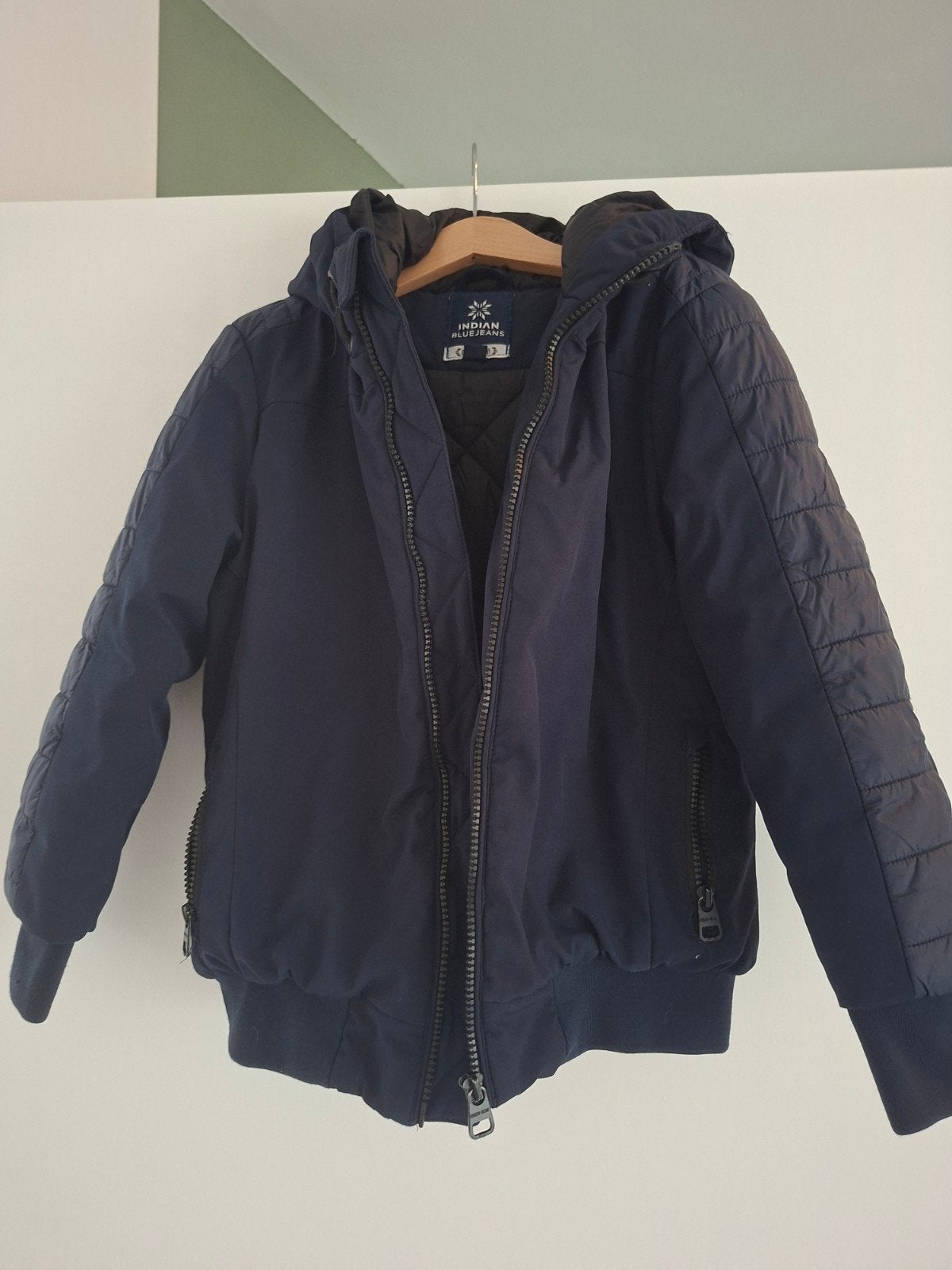 blauwe indian blue winterjas, Kinderen en Baby's, Ophalen, Jongen, Jas