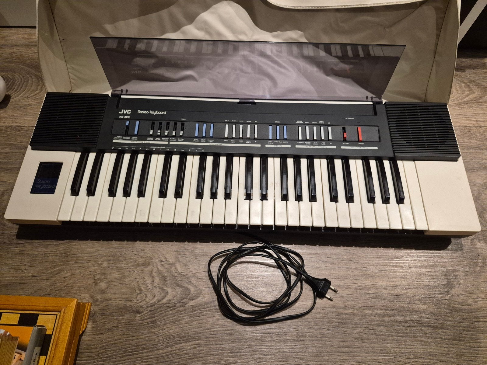 JVC KB-300 Stereo Keyboard met hoes en stroomkabel, Ophalen, Gebruikt, 49 toetsen, Overige merken