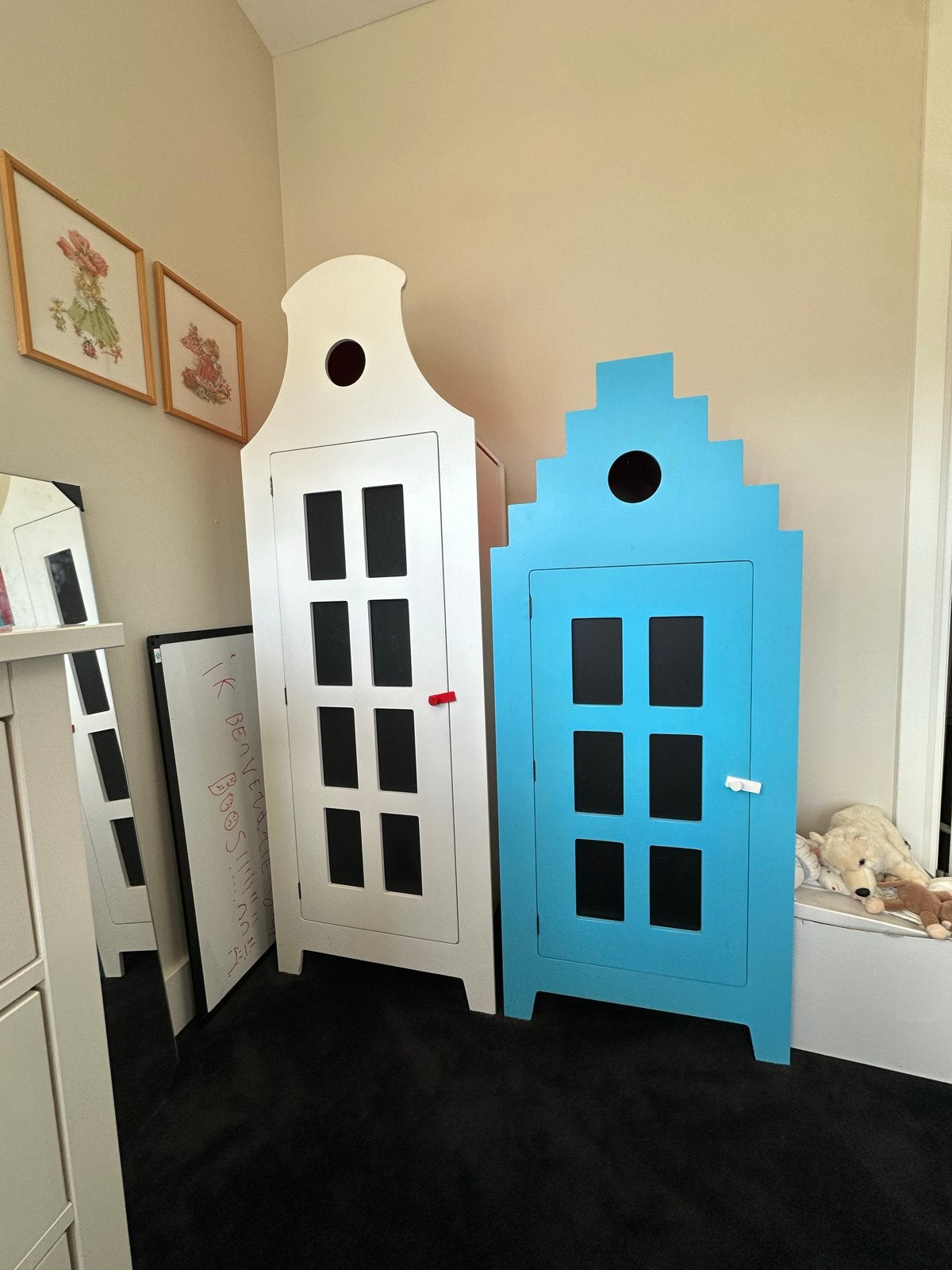 Set van 2 grachtenpand kledingkasten (wit en blauw), Huis en Inrichting, Gebruikt, 150 tot 200 cm, 25 tot 50 cm, Overige houtsoorten
