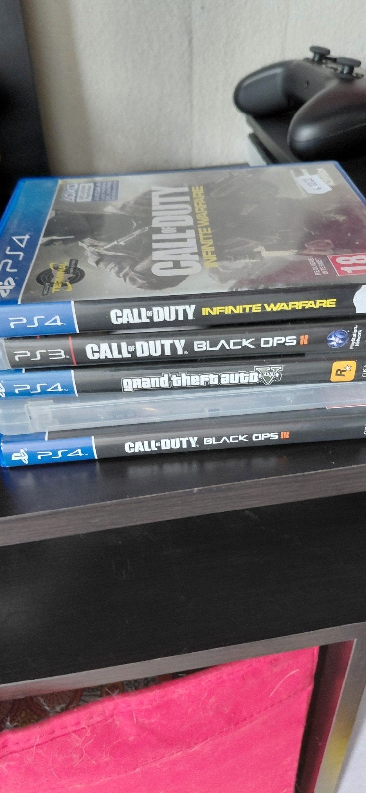 PlayStation 4 met controllers en games - zijkant los, Spelcomputers en Games, Ophalen, Met 2 controllers, Original, 500 GB