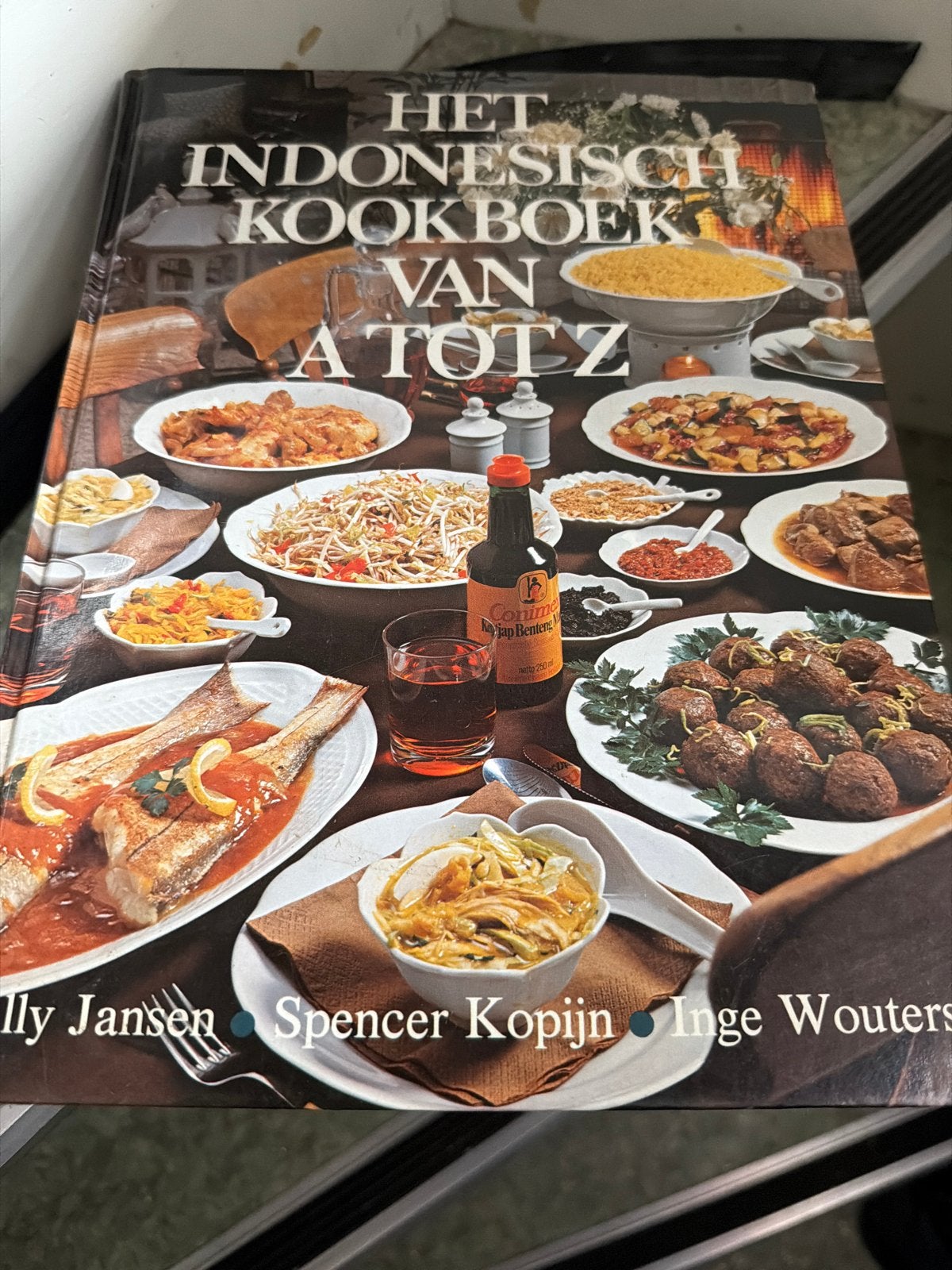 Het Indonesisch Kookboek van A tot Z - Recepten, Ophalen of Verzenden, Zo goed als nieuw, Azië en Oosters, Voorgerechten en Soepen